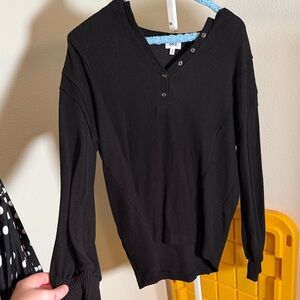 BKE Black Ribbed Button-Accent Henley Top